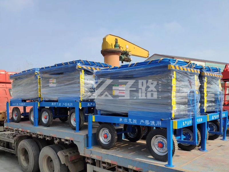 6台8米升降平台車發往內蒙呼市（shì）